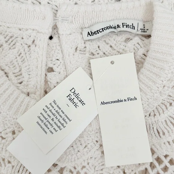 Abercrombie & Fitch Floral Crochet Top NWT - Picture 4 of 7